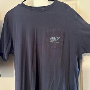 Vineyard Vines T Shirt